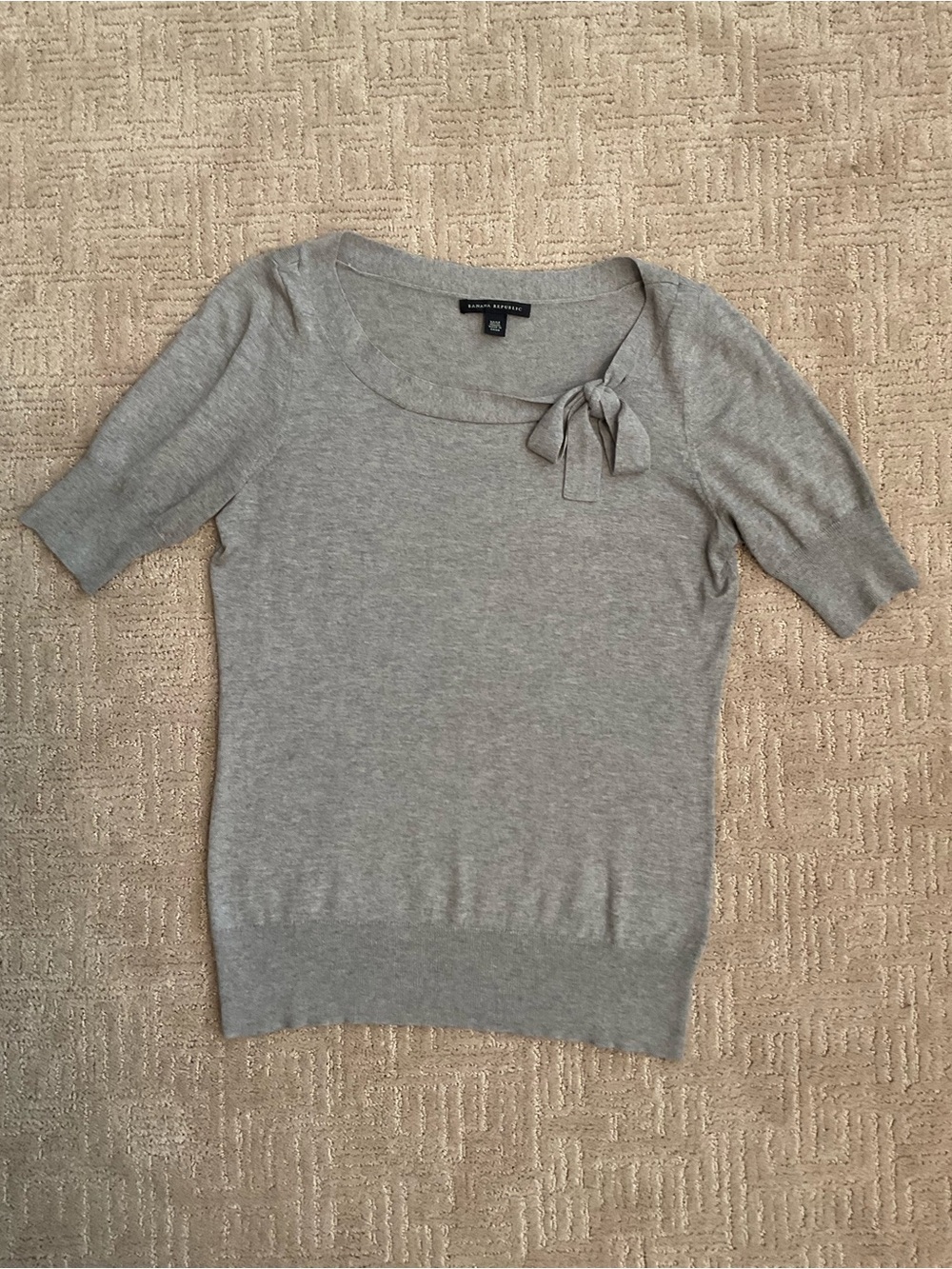 Banana Republic Sweater Top Silk Blend Bow Gray M Minimalist Quiet Luxury Soft